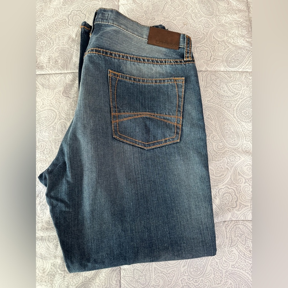 Express light denim 👖 Men’s “loose straight “ 36W30L